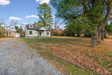 Tiny photo for 80 Homewood Dr Dr, Lynchburg, VA 24502 (MLS # 362527)