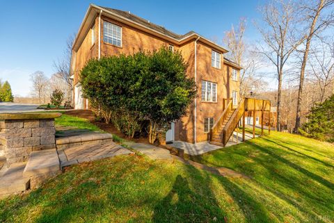 Tiny photo for 103 Raven Stone Court, Lynchburg, VA 24503 (MLS # 364900)