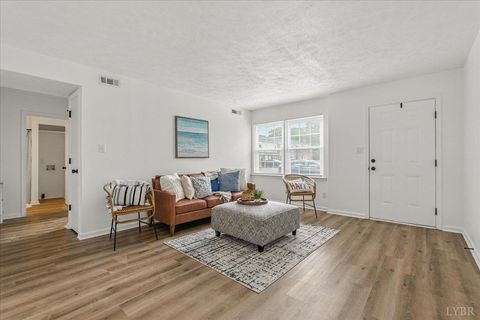 Tiny photo for 3501 Fort Avenue #17-18, Lynchburg, VA 24501 (MLS # 362858)