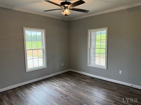 Tiny photo for 2779 Oakville Road, Appomattox, VA 24522 (MLS # 363570)