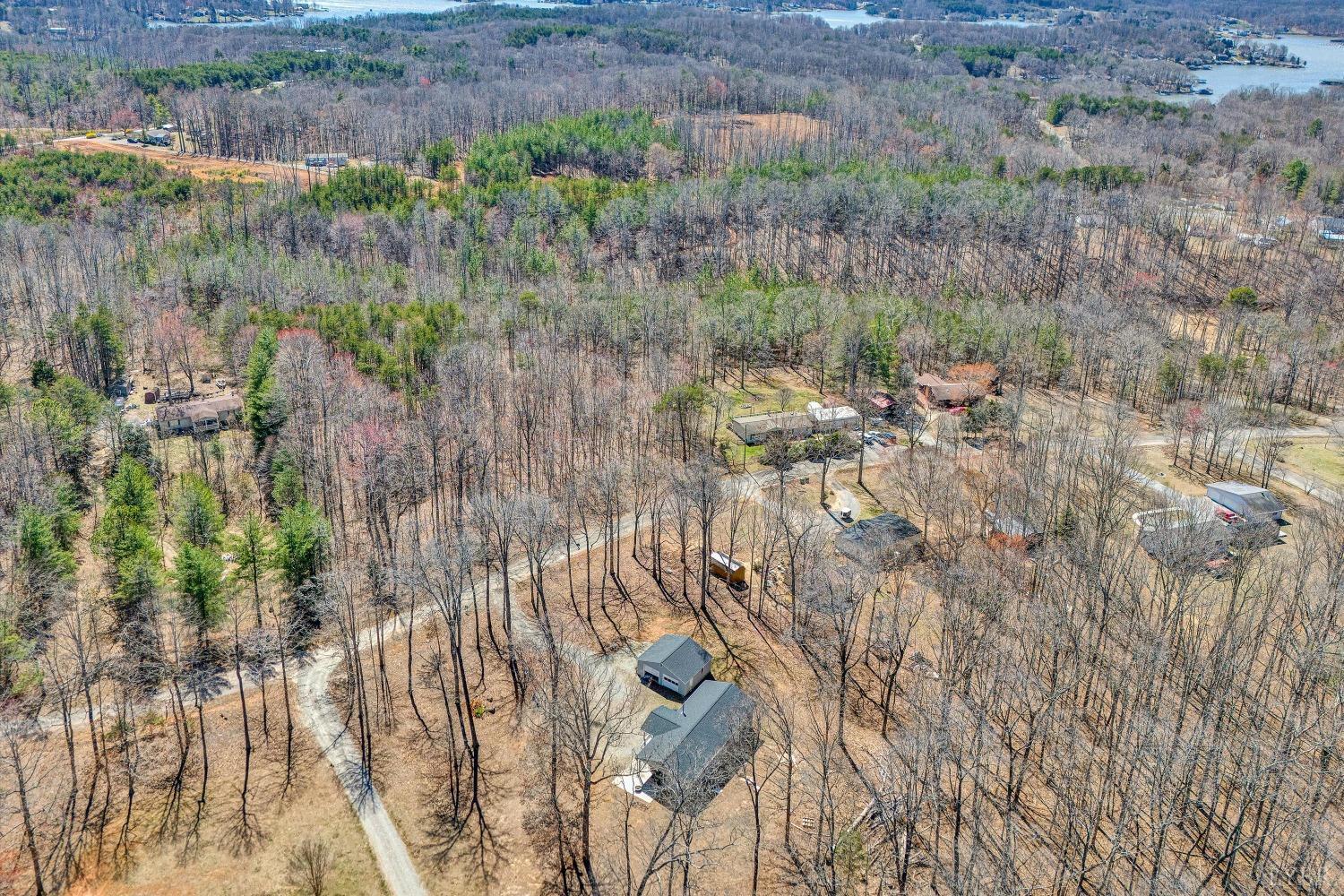504 Spinnaker Way, Moneta, Virginia image 24
