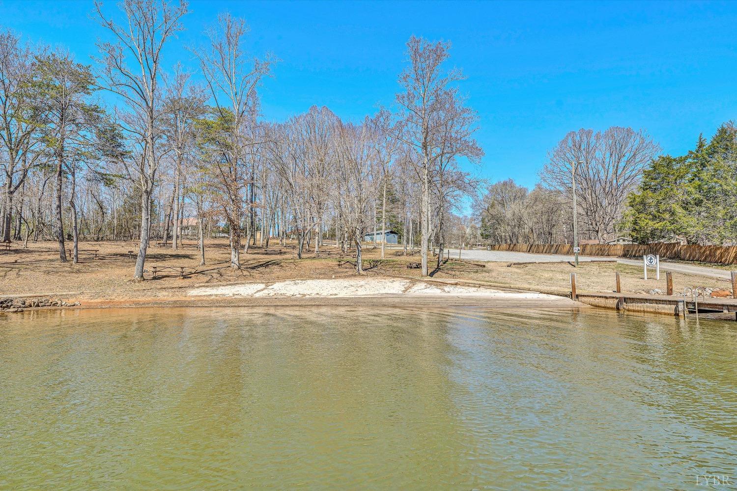 504 Spinnaker Way, Moneta, Virginia image 30