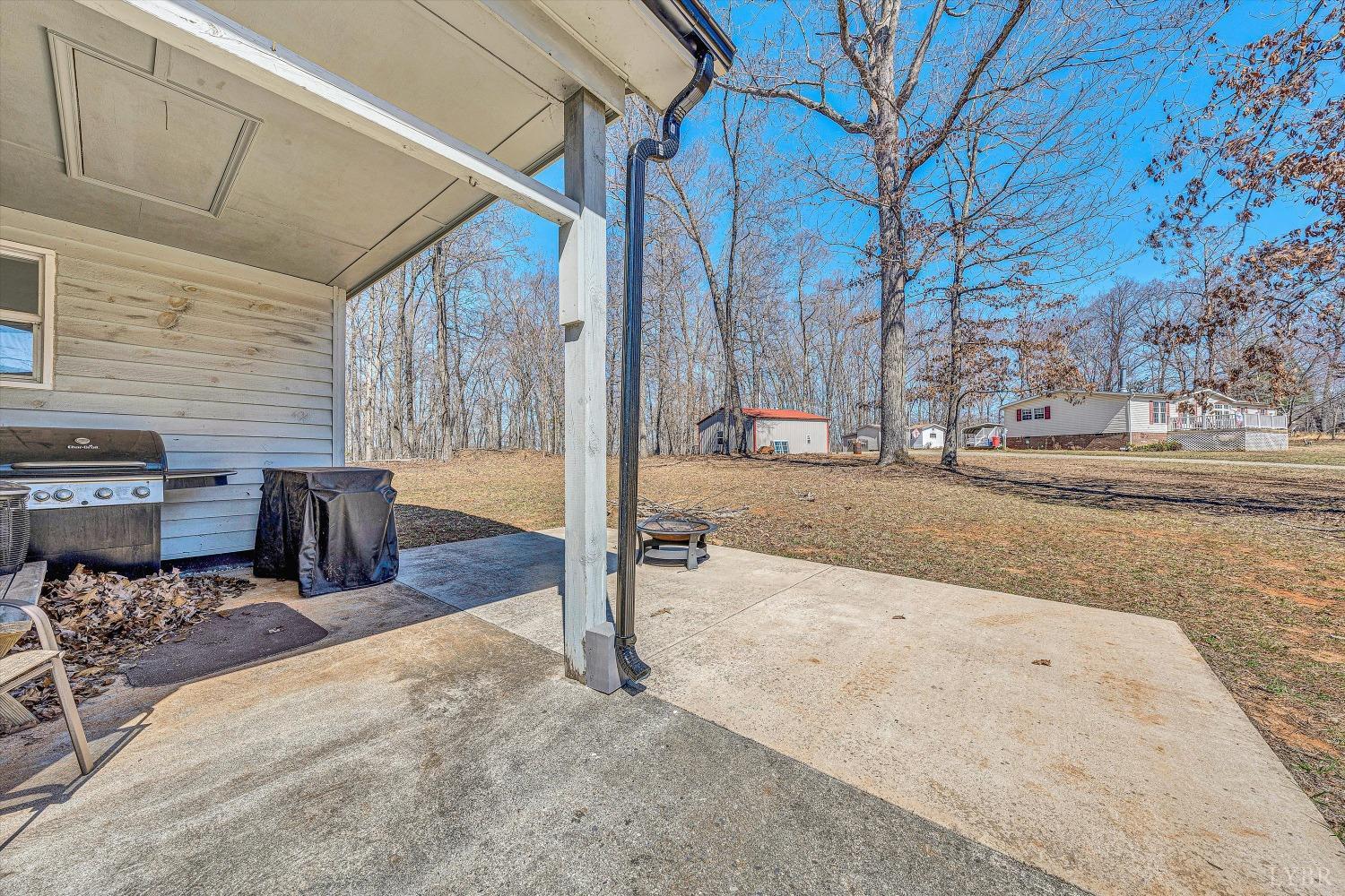 504 Spinnaker Way, Moneta, Virginia image 15