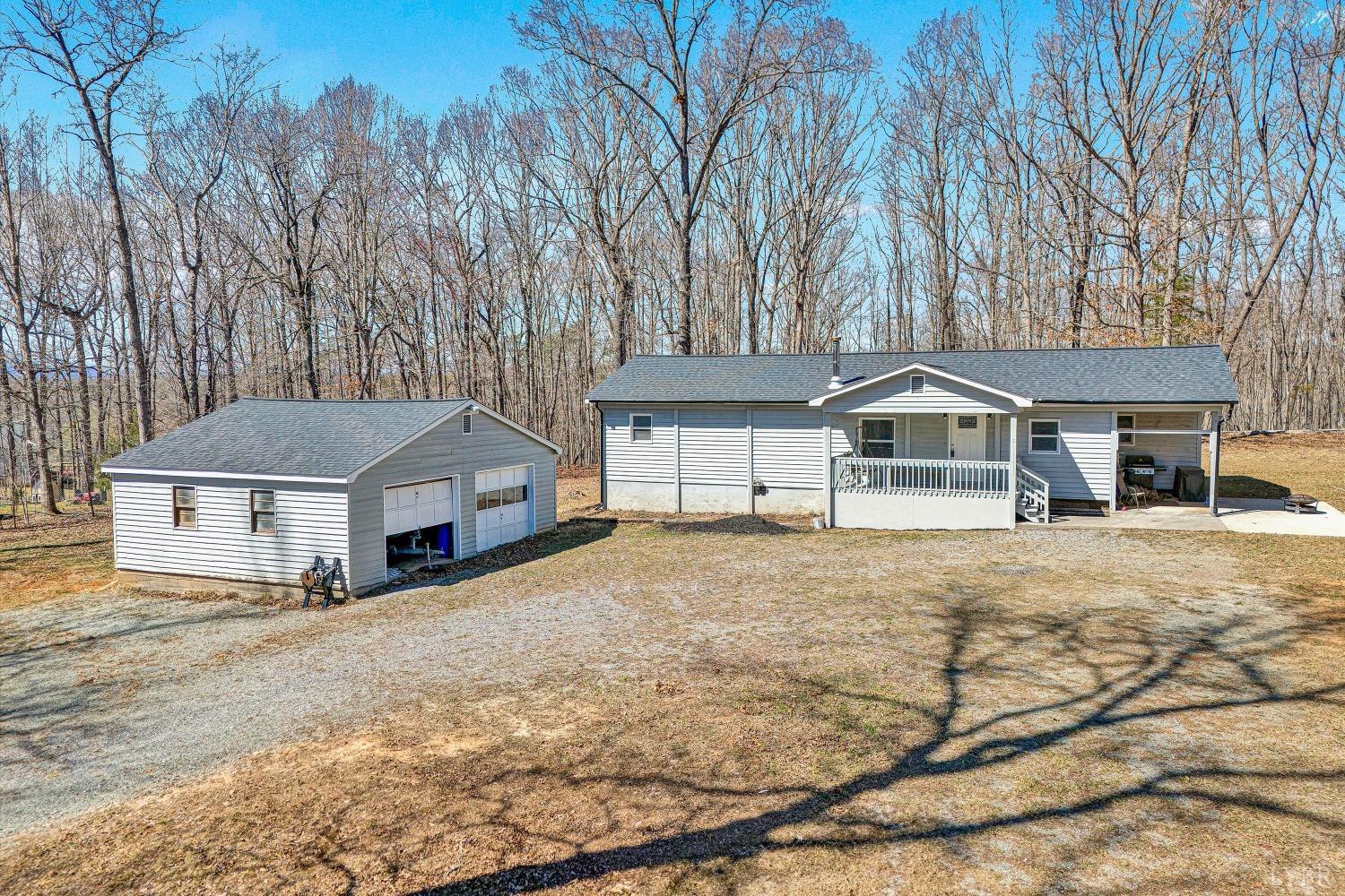 504 Spinnaker Way, Moneta, Virginia image 1