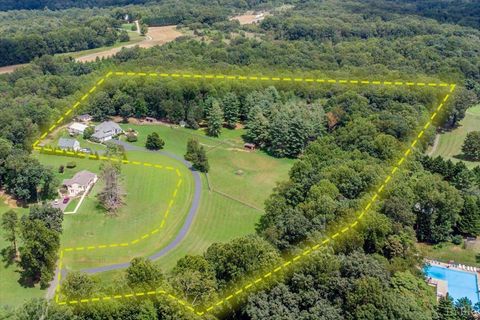 Tiny photo for 1193 Yarrow Road, Bedford, VA 24523 (MLS # 366285)