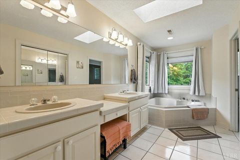 Tiny photo for 1193 Yarrow Road, Bedford, VA 24523 (MLS # 366285)