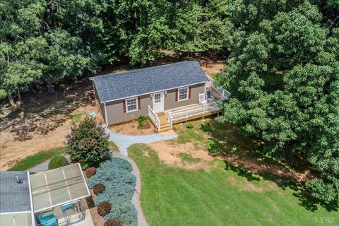 Tiny photo for 1193 Yarrow Road, Bedford, VA 24523 (MLS # 366285)