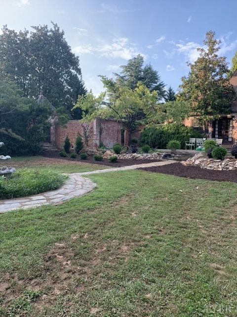 Tiny photo for 1670 Church Street St, Appomattox, VA 24522 (MLS # 356892)