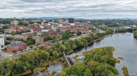 Tiny photo for 51 11th Street #16, Lynchburg, VA 24504 (MLS # 364981)