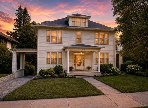 Photo of 2311 Rivermont Avenue, Lynchburg, VA 24503 (MLS # 366664)