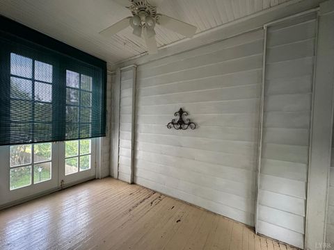 Tiny photo for 2311 Rivermont Avenue, Lynchburg, VA 24503 (MLS # 366664)