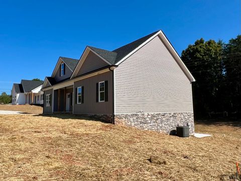 Tiny photo for 1918 Elon Road, Madison Heights, VA 24572 (MLS # 362031)