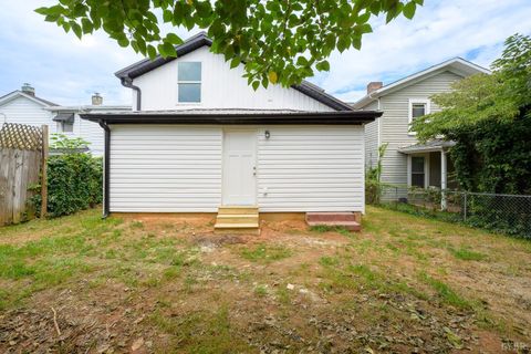 Tiny photo for 1114 15th Street, Lynchburg, VA 24504 (MLS # 365069)