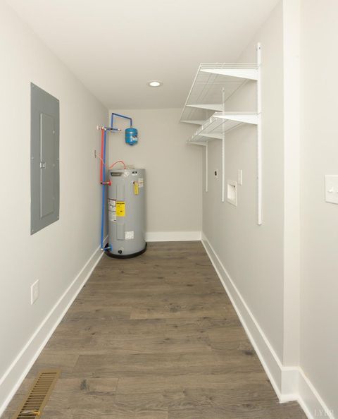 Tiny photo for 1114 15th Street, Lynchburg, VA 24504 (MLS # 365069)