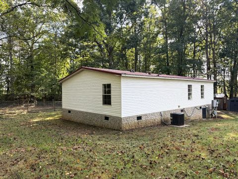 Tiny photo for 12668 Patrick Henry Hwy Hwy, Brookneal, VA 24528 (MLS # 362268)