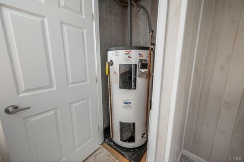 Tiny photo for 528 Sweeney Circle, Forest, VA 24551 (MLS # 364845)