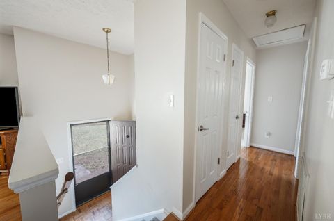 Tiny photo for 528 Sweeney Circle, Forest, VA 24551 (MLS # 364845)