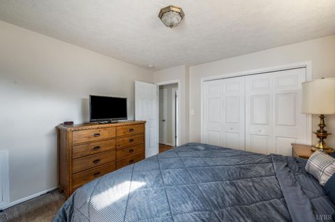 Tiny photo for 528 Sweeney Circle, Forest, VA 24551 (MLS # 364845)