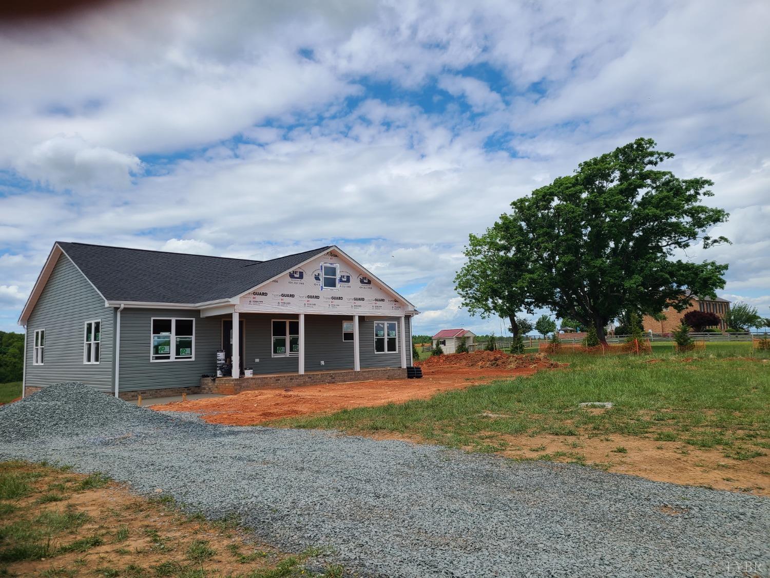 1903 Horseshoe Road, Appomattox, Virginia image 2
