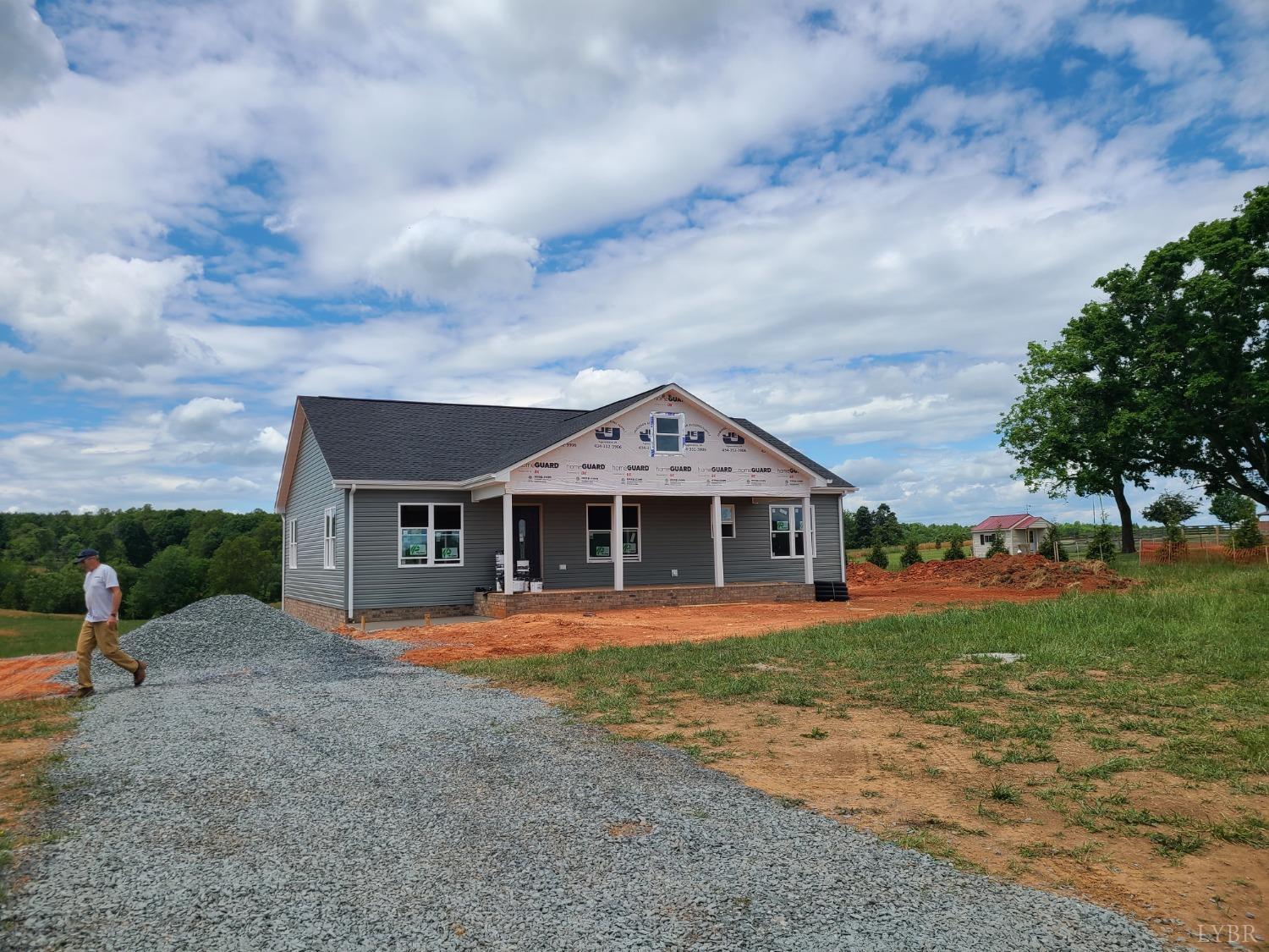 1903 Horseshoe Road, Appomattox, Virginia image 3