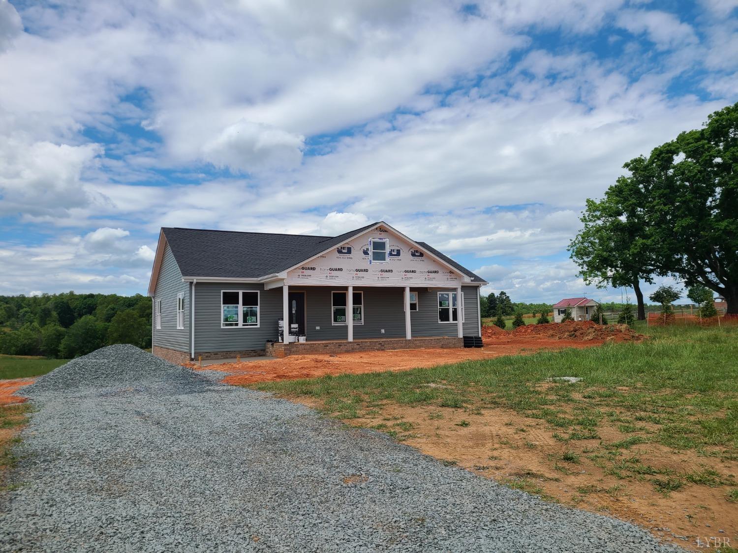 1903 Horseshoe Road, Appomattox, Virginia image 1