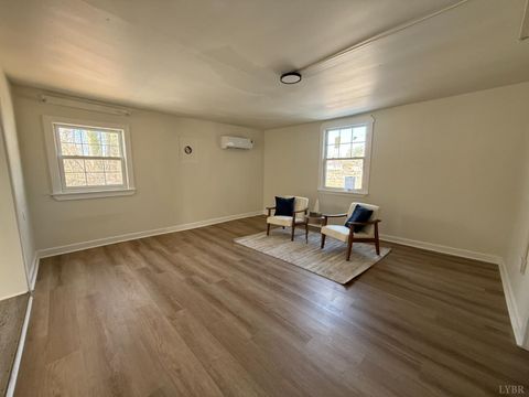 Tiny photo for 3 Watts St Ext St, Gretna, VA 24557 (MLS # 364465)