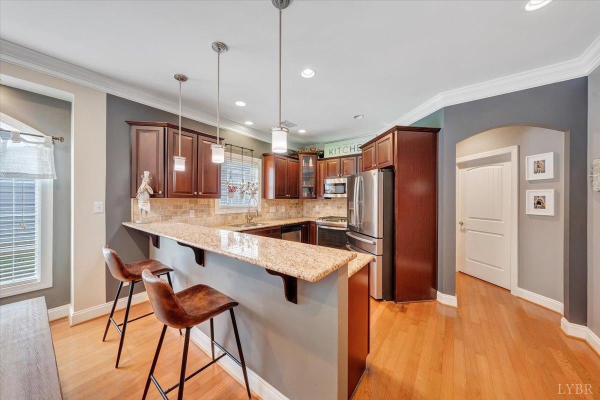 Lynchburg, Virginia 24502, United States, 3 Bedrooms Bedrooms, ,2 BathroomsBathrooms,Residential,Active,76709