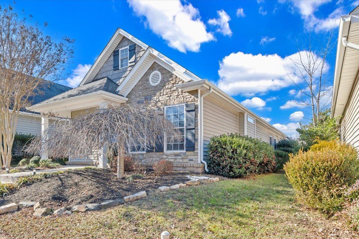 Lynchburg, Virginia 24502, United States, 3 Bedrooms Bedrooms, ,2 BathroomsBathrooms,Residential,Active,76709