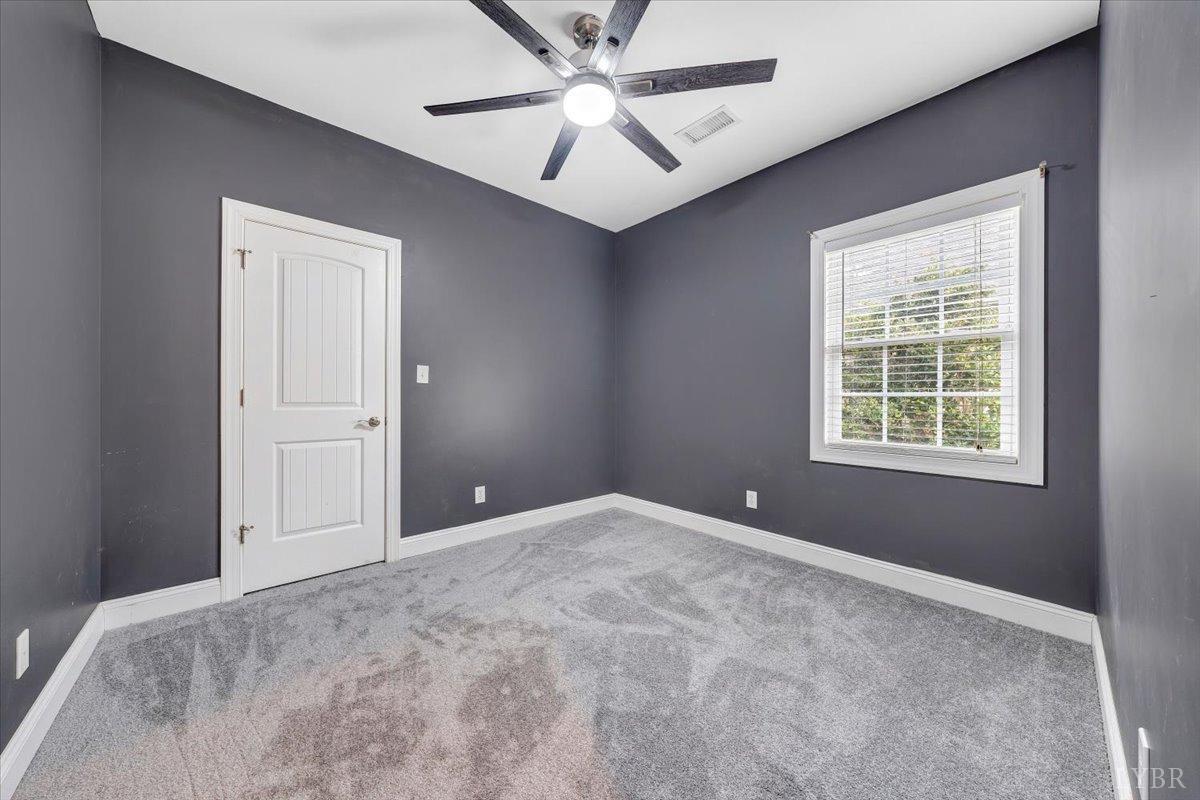 Lynchburg, Virginia 24502, United States, 3 Bedrooms Bedrooms, ,2 BathroomsBathrooms,Residential,Active,76709