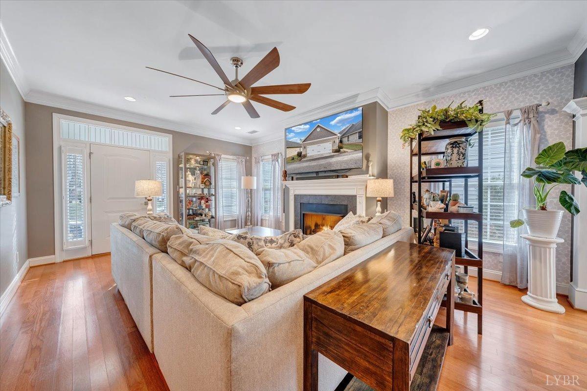 Lynchburg, Virginia 24502, United States, 3 Bedrooms Bedrooms, ,2 BathroomsBathrooms,Residential,Active,76709