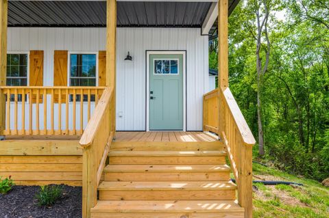 Tiny photo for 1513 Monsview Place, Lynchburg, VA 24504 (MLS # 366462)