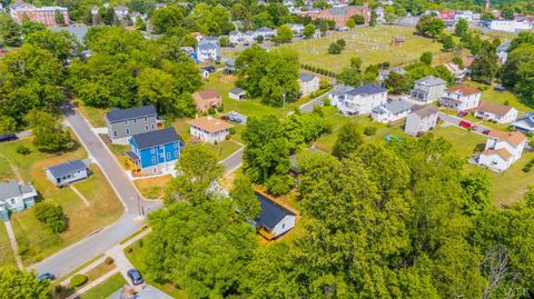 Tiny photo for 1513 Monsview Place, Lynchburg, VA 24504 (MLS # 366462)