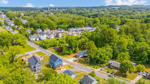 Tiny photo for 1513 Monsview Place, Lynchburg, VA 24504 (MLS # 366462)
