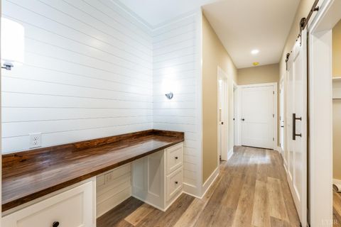 Tiny photo for 1513 Monsview Place, Lynchburg, VA 24504 (MLS # 366462)