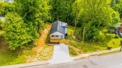 Tiny photo for 1513 Monsview Place, Lynchburg, VA 24504 (MLS # 366462)