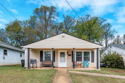 Photo of 1725 Otey Street, Lynchburg, VA 24501 (MLS # 362568)