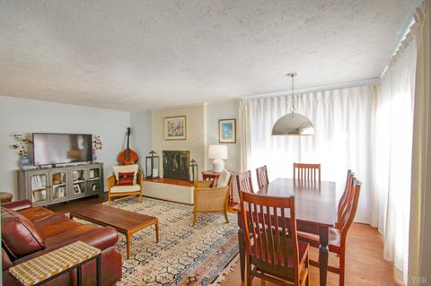 Tiny photo for 2208 Mimosa Drive, Lynchburg, VA 24503 (MLS # 363905)