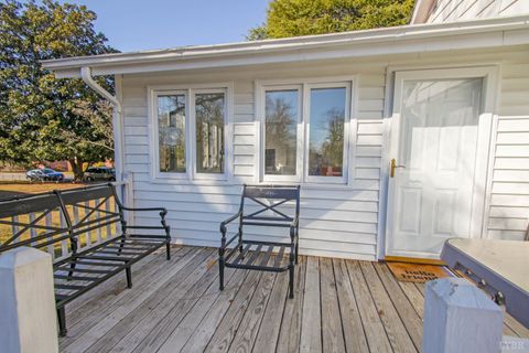 Tiny photo for 2208 Mimosa Drive, Lynchburg, VA 24503 (MLS # 363905)