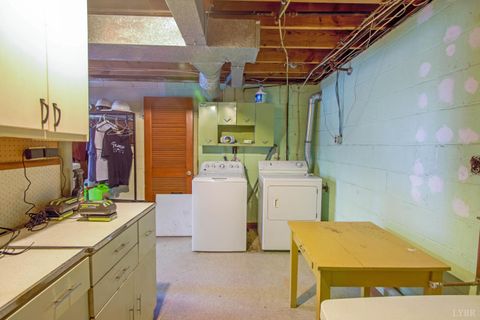 Tiny photo for 2208 Mimosa Drive, Lynchburg, VA 24503 (MLS # 363905)