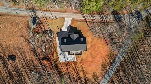 Tiny photo for 200 Saunders Point Road, Huddleston, VA 24104 (MLS # 364415)