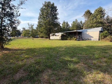 Photo of 1100 Shepherds Store Rd RD, Bedford, VA 24523 (MLS # 369073)