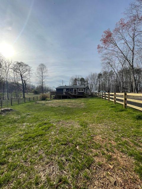 Tiny photo for 400 N Powells Island Road, Arrington, VA 22922 (MLS # 365362)