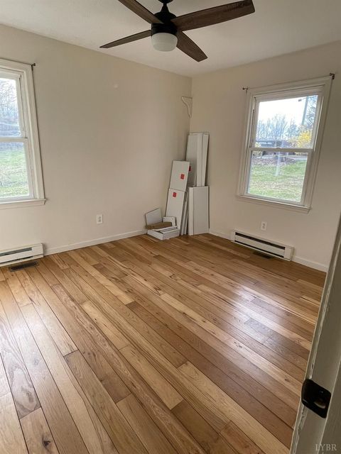 Tiny photo for 400 N Powells Island Road, Arrington, VA 22922 (MLS # 365362)