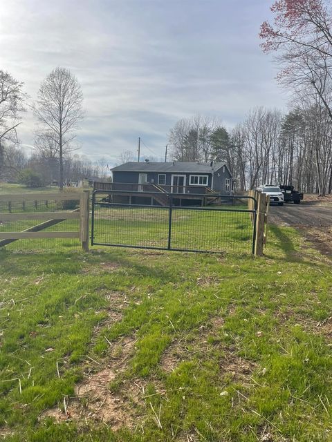 Tiny photo for 400 N Powells Island Road, Arrington, VA 22922 (MLS # 365362)