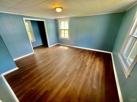 Tiny photo for 1513 Garfield Avenue, Lynchburg, VA 24501 (MLS # 366596)