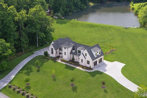 Photo of 1002 Boone Hill Drive, Lynchburg, VA 24503 (MLS # 362081)