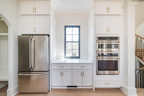 Tiny photo for 1002 Boone Hill Drive, Lynchburg, VA 24503 (MLS # 362081)