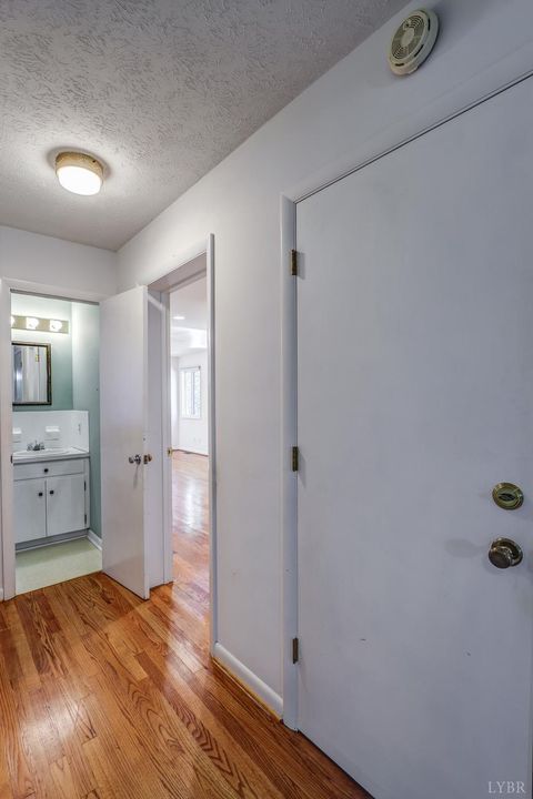 Tiny photo for 2120 Surrey Place, Lynchburg, VA 24503 (MLS # 362308)