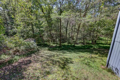 Tiny photo for 2120 Surrey Place, Lynchburg, VA 24503 (MLS # 362308)