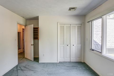Tiny photo for 2120 Surrey Place, Lynchburg, VA 24503 (MLS # 362308)